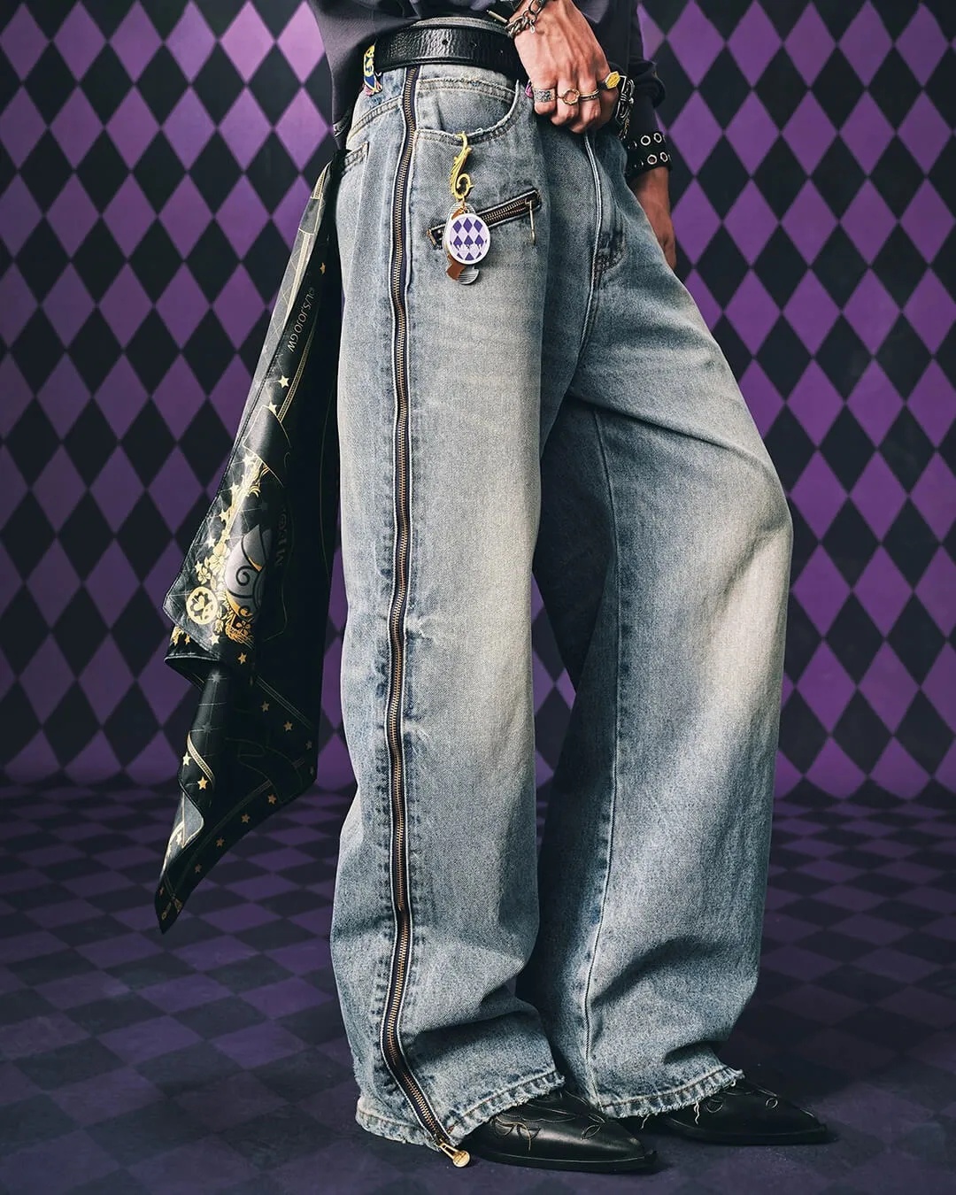 Jeans JoJo Anime con Pannelli  - Jeans recensione e prezzo