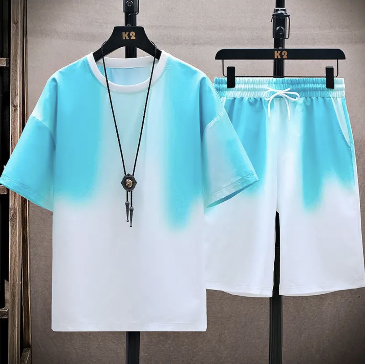 Nuovo set estivo in seta ghiac - Shirts recensione e prezzo